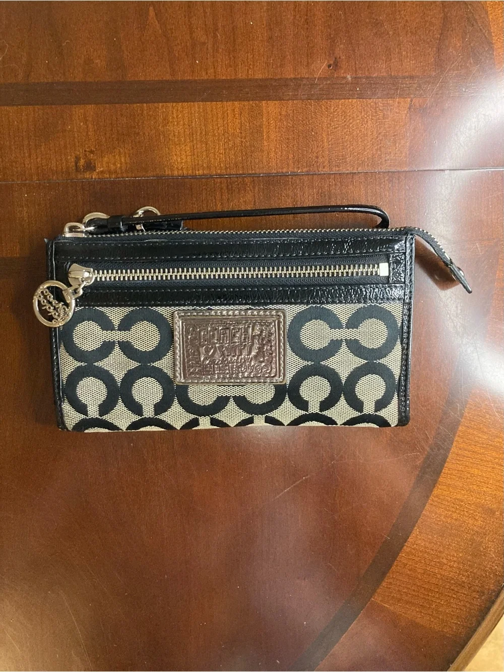 Coach Vintage Poppy Signature Optic “C” Jacquard Wristlet Wallet Canvas Leather